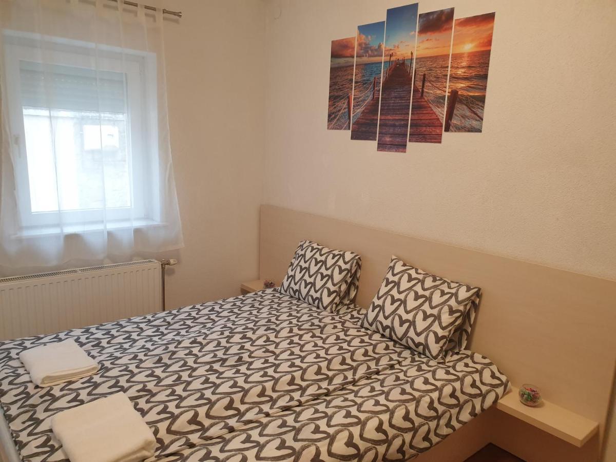 Rooms On The Beach Шіофок Екстер'єр фото